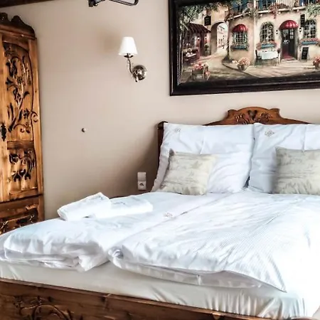 Watra Homestay